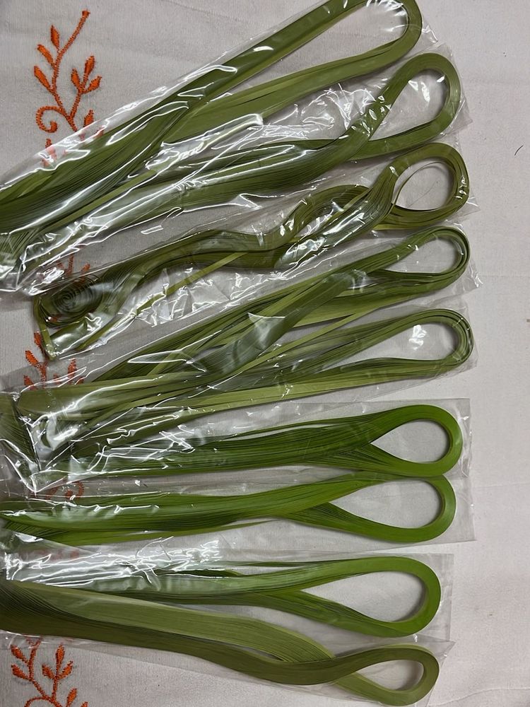 Oliv Green Quilling