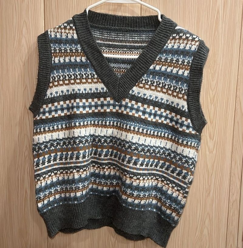 Patterned Knit Sweater Vest