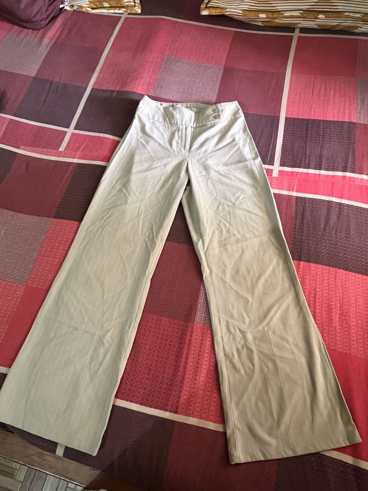 Beige Lined Trousers On Trend And  Sale T