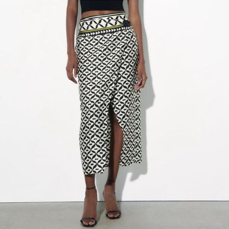 Brand New Zara Wrap Over Bohemian Skirt