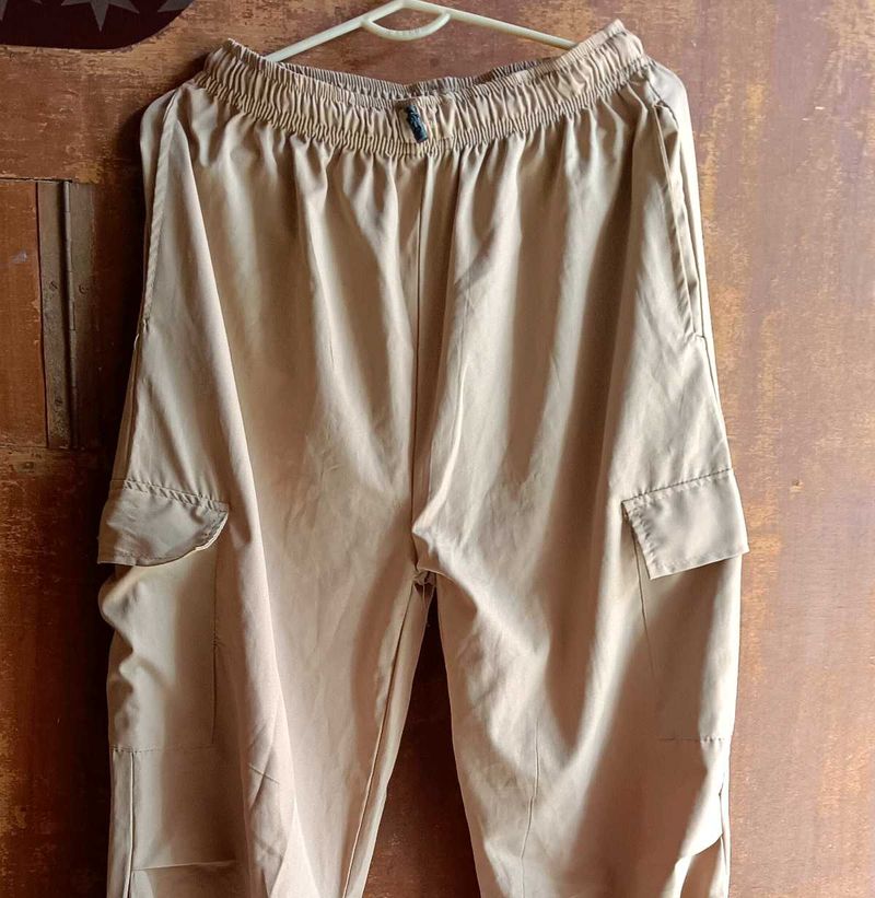 parachute pant