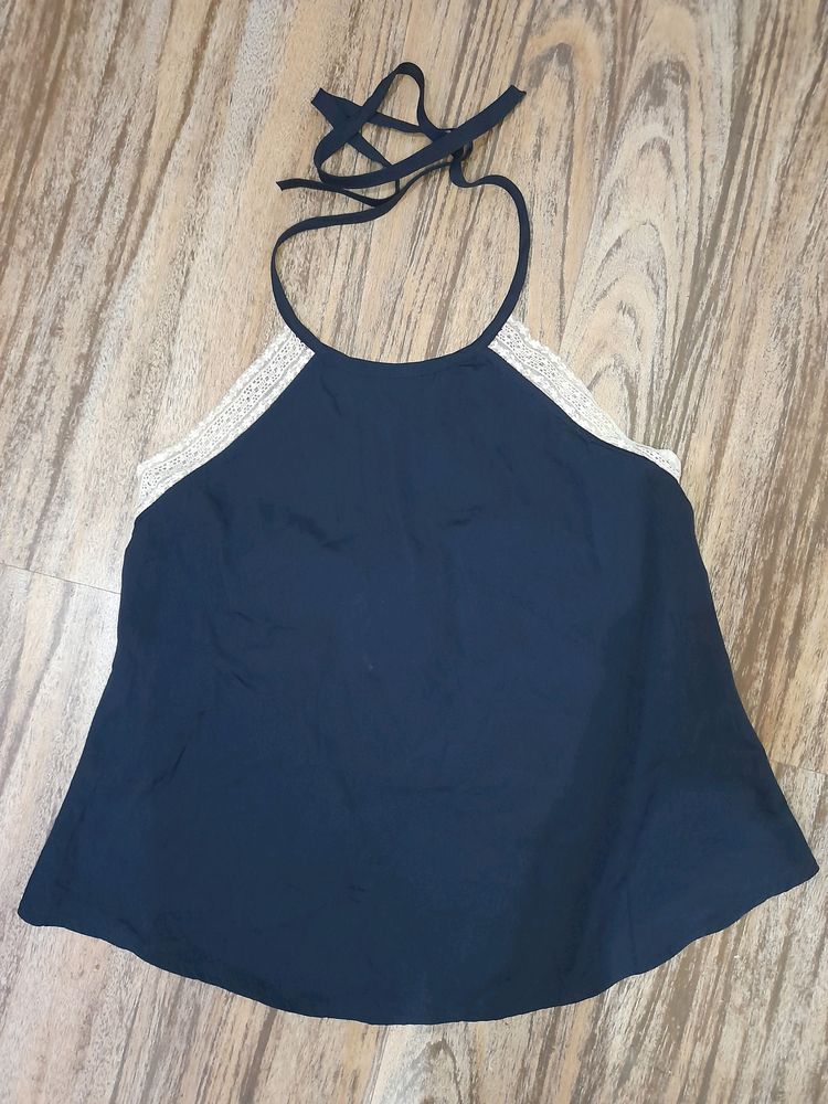 Halter neck top