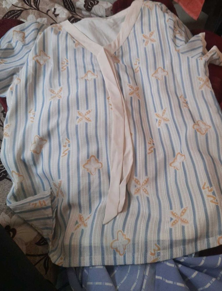 I Am Selling Top Due To Size ISsue