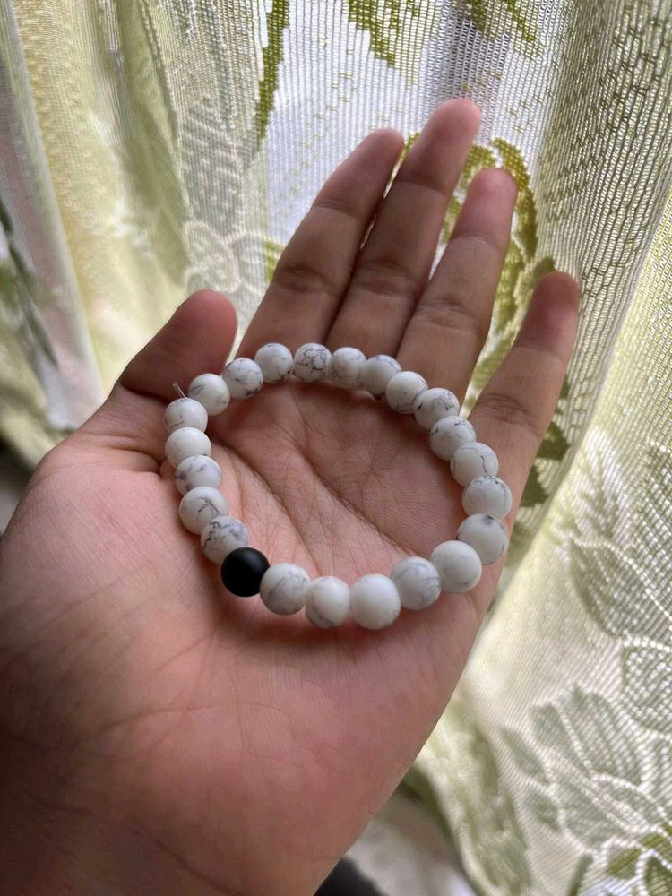 White Stone Beaded Bracelet