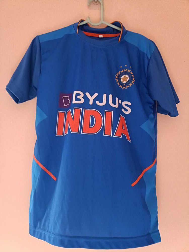INDIA BYJU&#39;S T-shirt