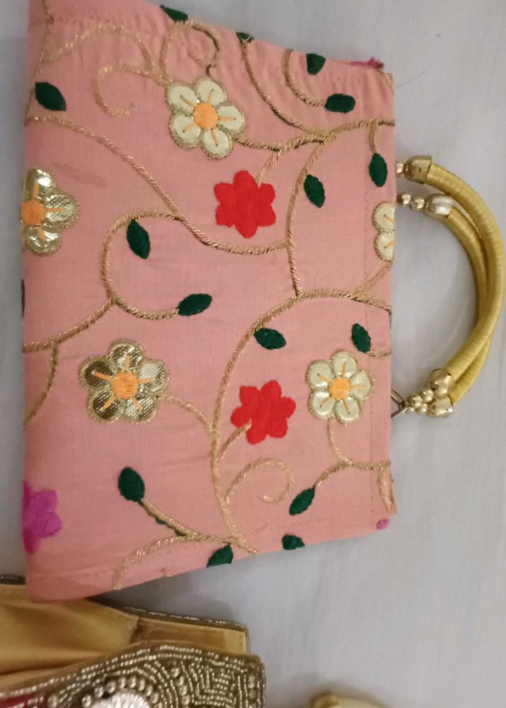 Floral Embroidered Clutch