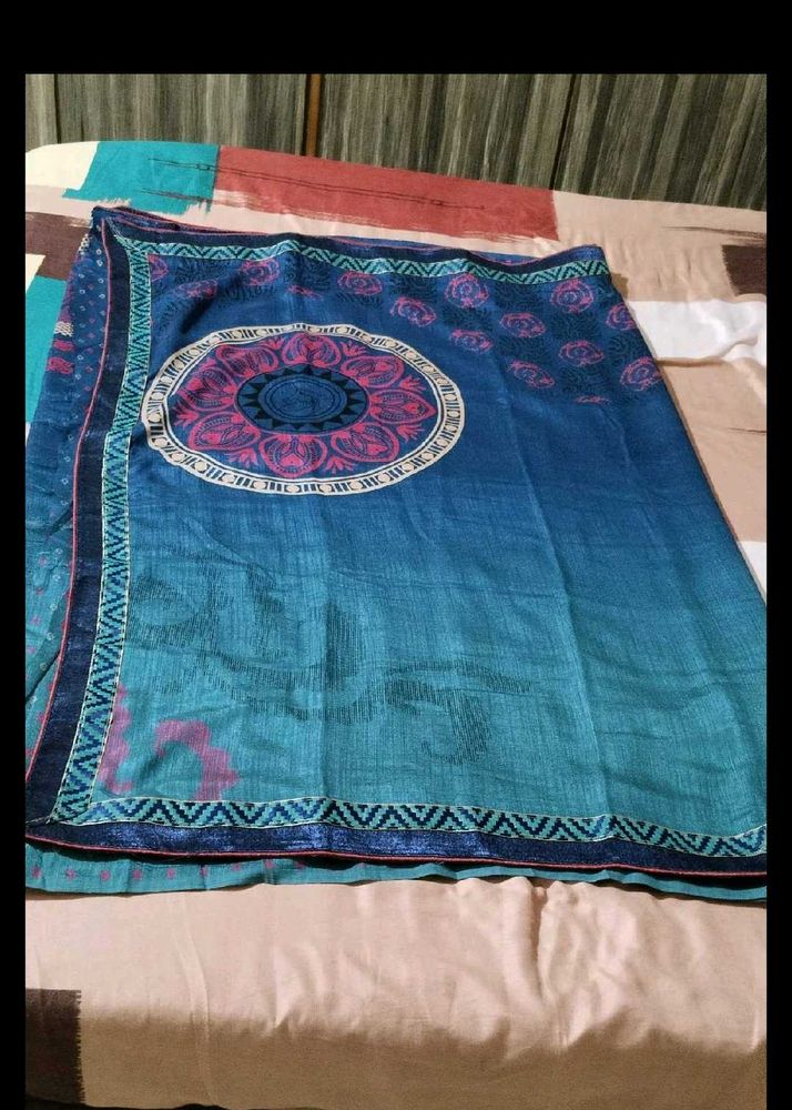 Beautiful Daily Wear Sari With Unstitch Blouse