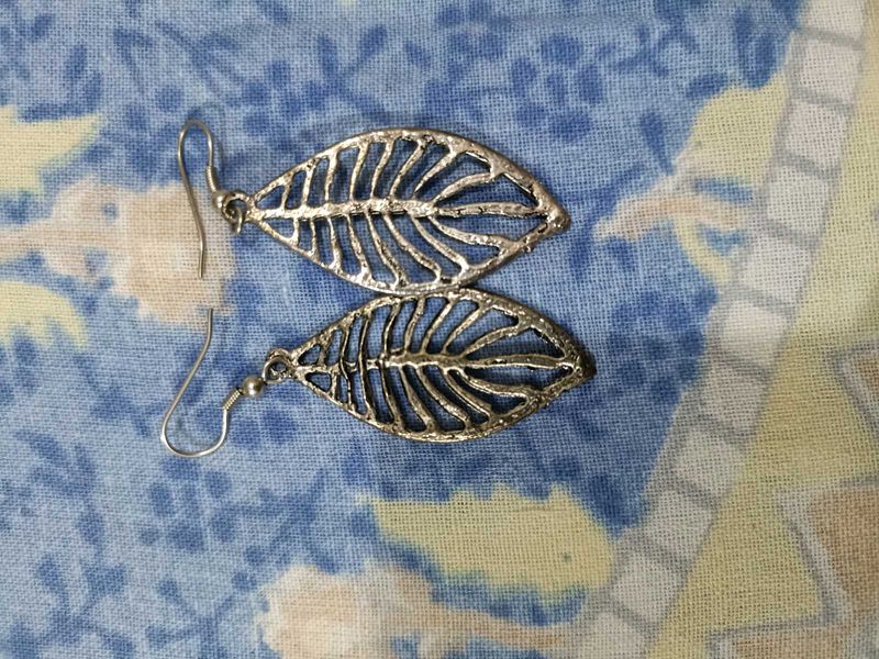 Leaf Dangle Earrings