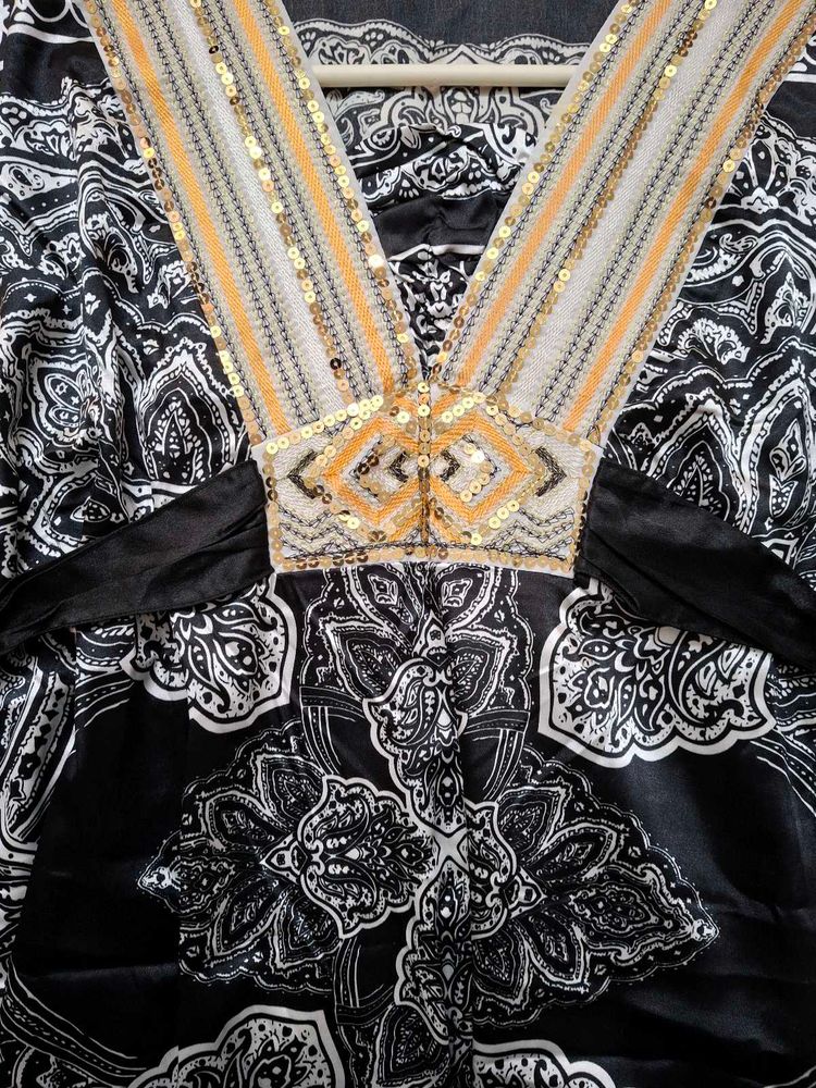 Classy Black N White Kaftan