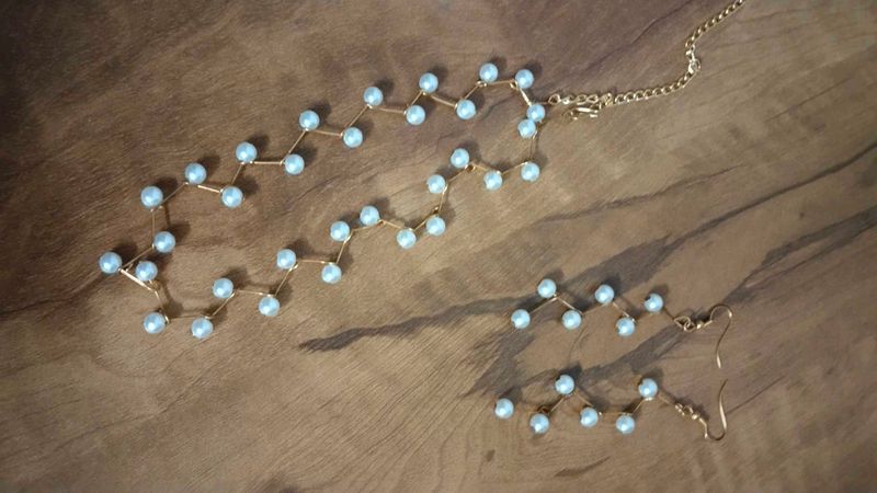 Beaded Gold Necklace &amp; Earring Set