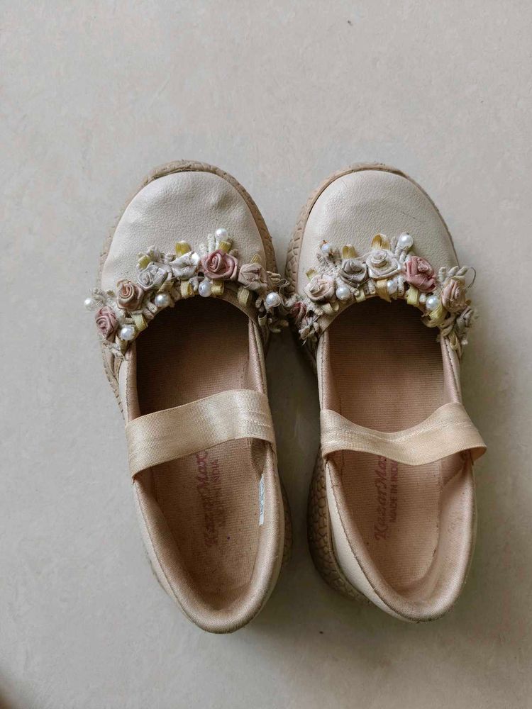 Cute Floral Girl&#39;s Flats