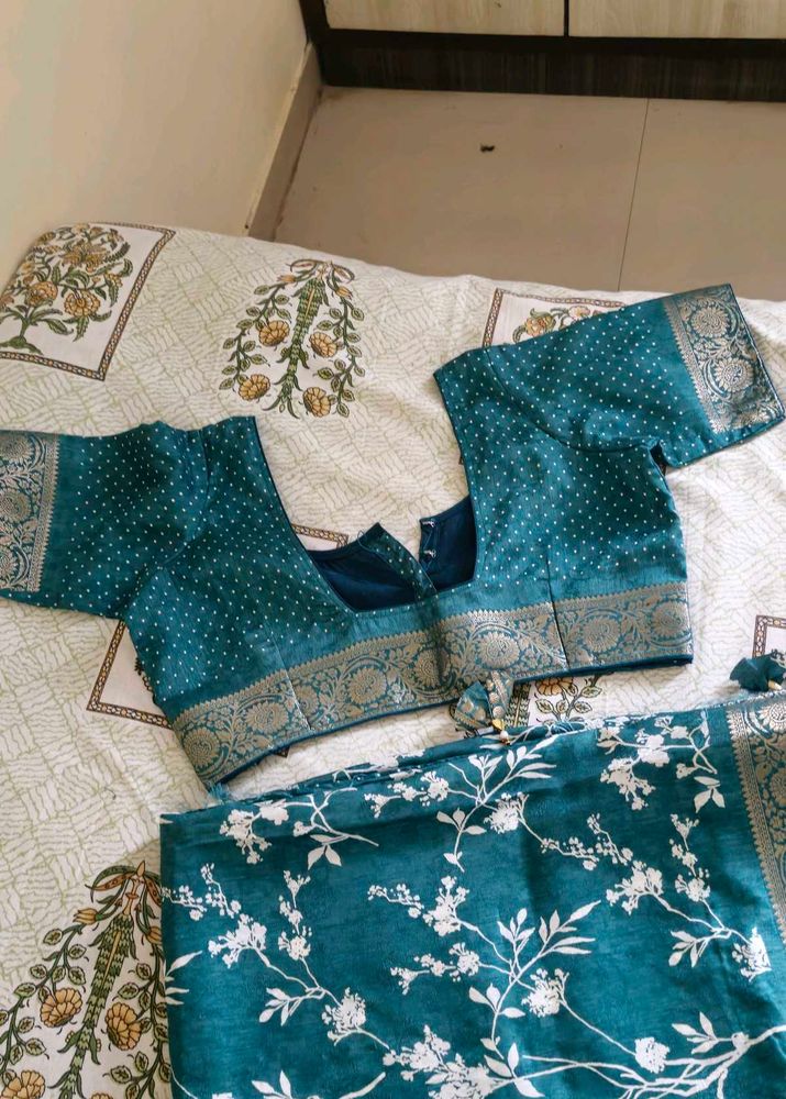 Elegant Dark Green Saree With Blouse(like New)