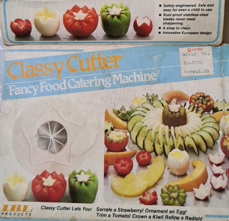 Classy salad cutter