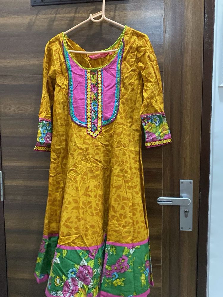 Anarkali Kurti