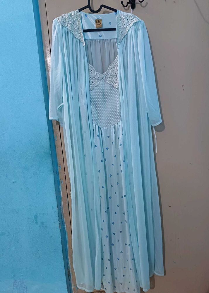Beautiful Satin NIGHTROBE With GOWN