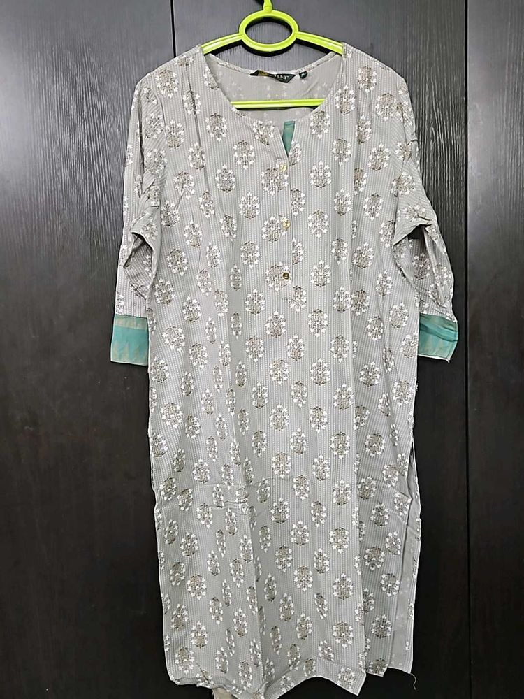 Avaasa Grey Kurti