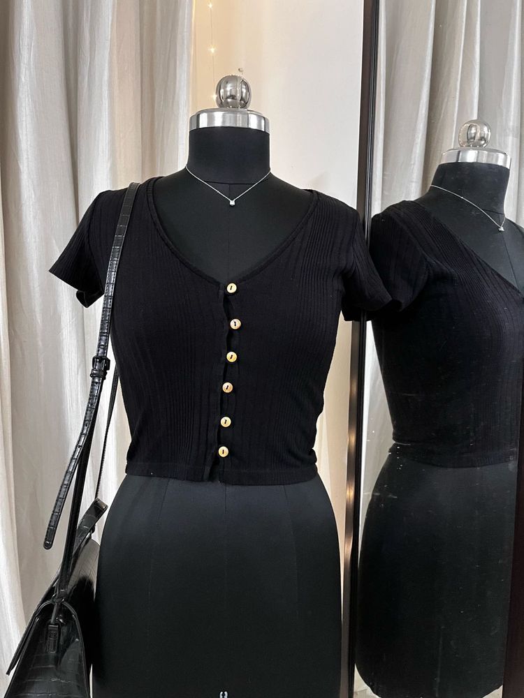 Black Front Buttoned Ribbed Top