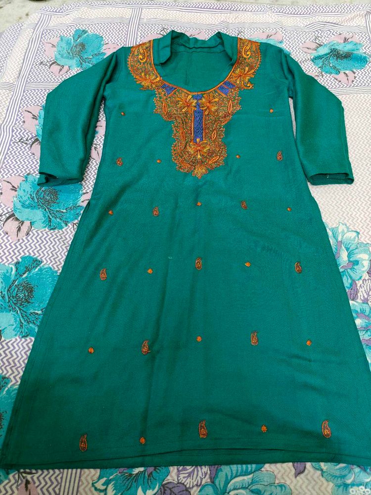 Elegant Green Woolen Kurta