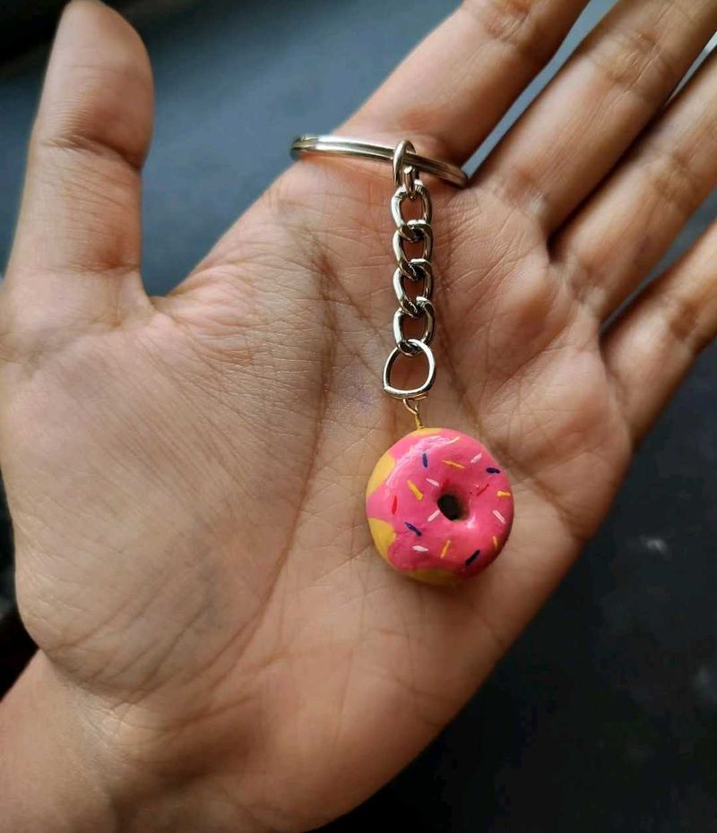 Donut Keychain 🍩