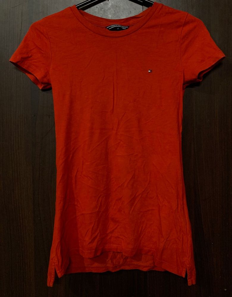 Tommy Hilfiger Red T-Shirt