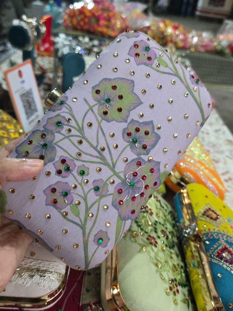Lavender Stones Hand Clutch With Sling