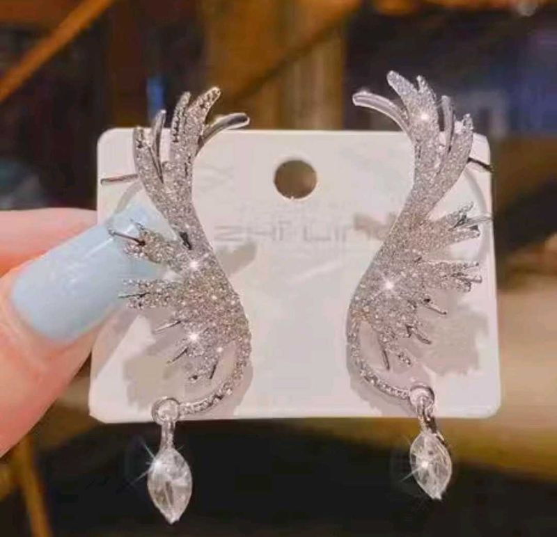 Printeresty Korean Wing Ear Cuff