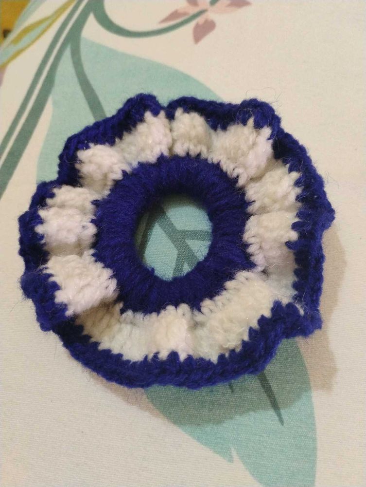 Blue &amp; White Scrunchie