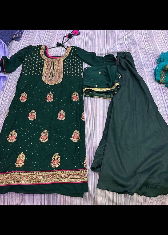 Green Shrara Suit