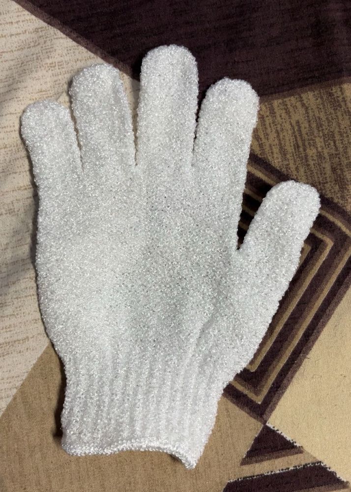 Unused Exfoliating Bath Glove