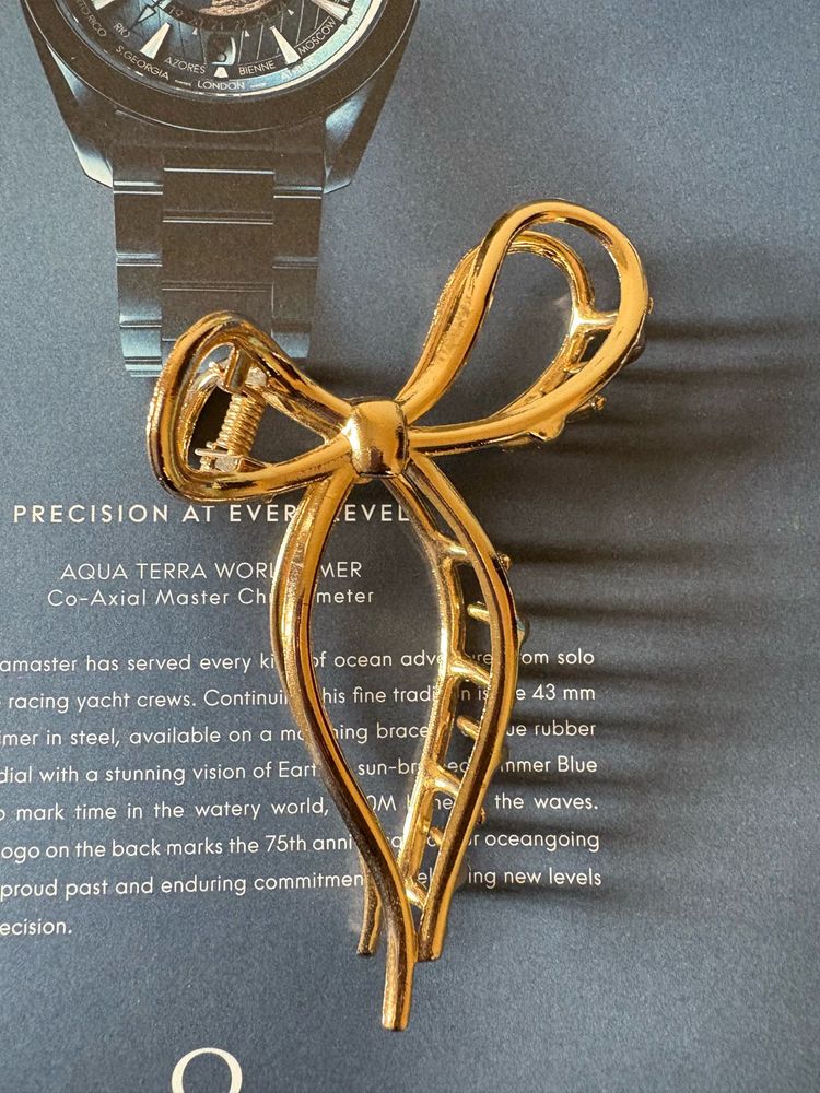 H&amp;M Gold Bow Hair Clip