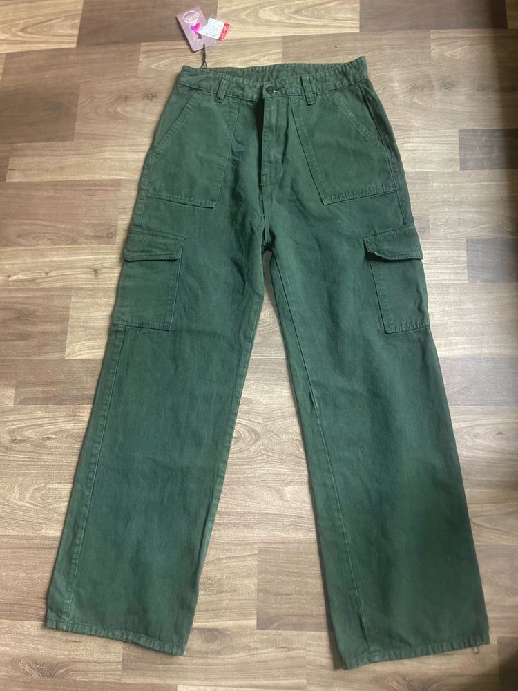 Green Cargo Pants