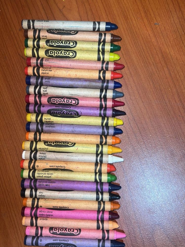 Crayola Crayons - 24 Pack
