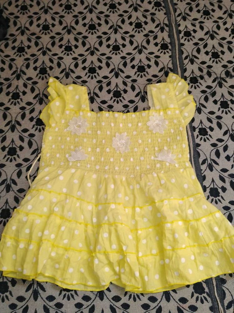 Cute Yellow Polka Dot Top