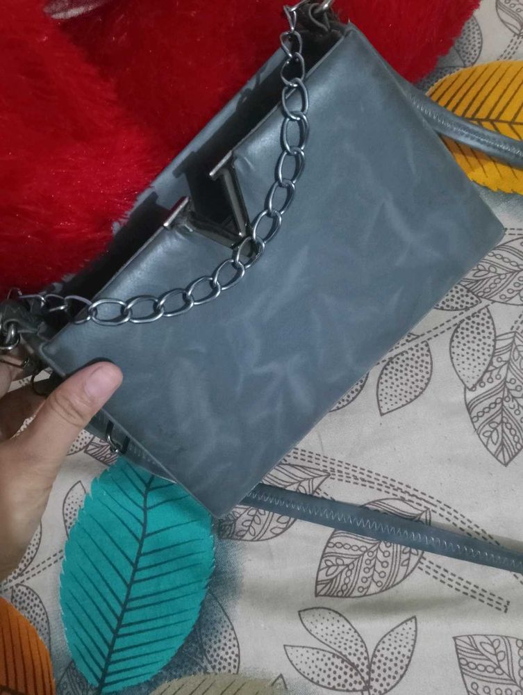 Stylish Grey Handbag