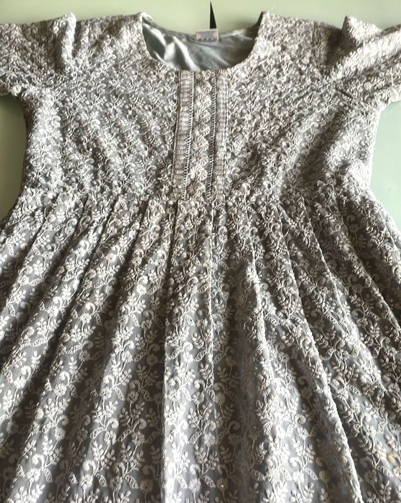 Chikankari Kurti Medium