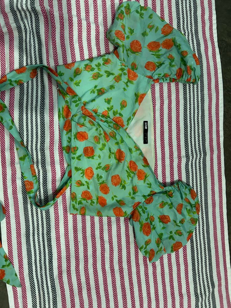 Floral Print Tie-Front Top