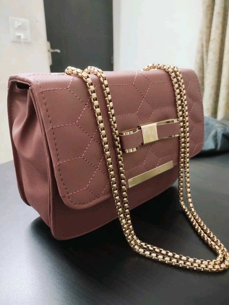 Mehnam Swagger Sling Bag