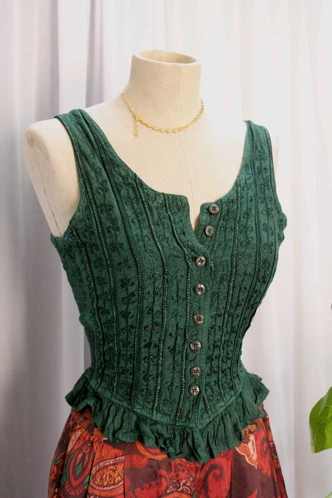 Embroidered Fitted Top