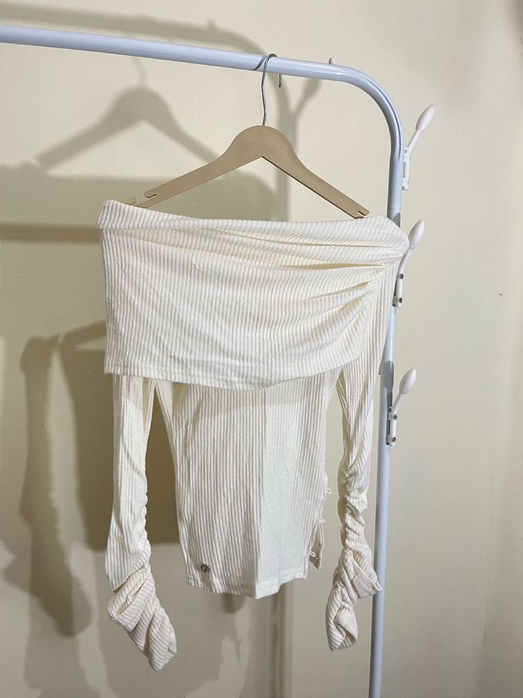 Off Shoulder