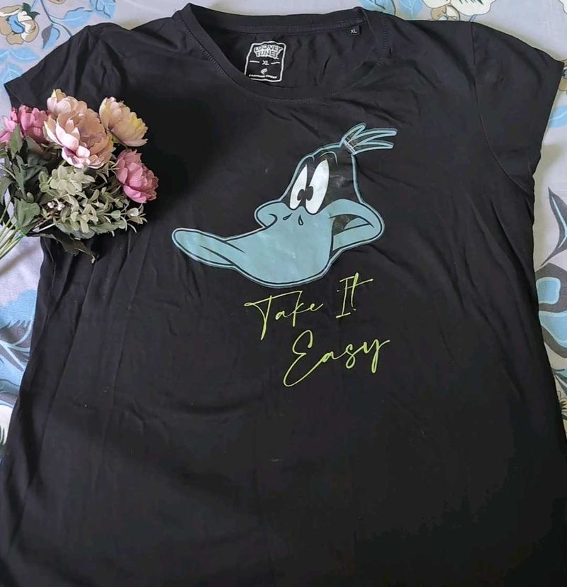 Daffy Duck Graphic Tee
