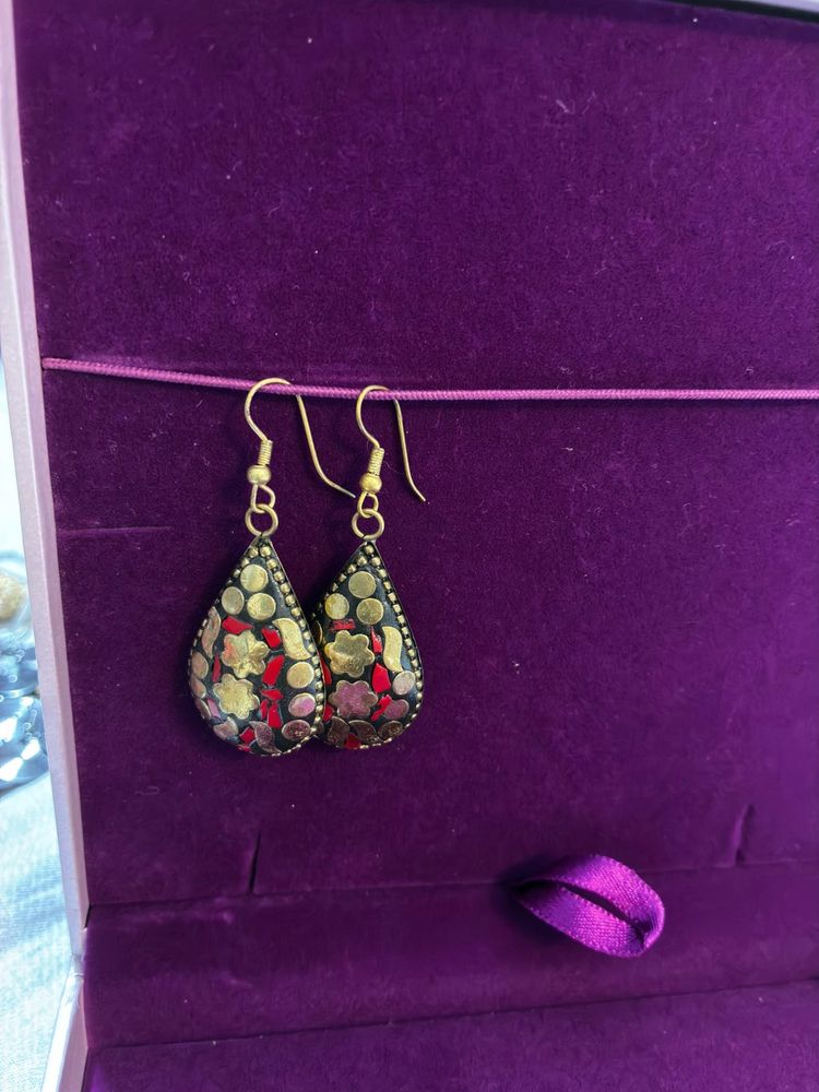Vintage Teardrop Earrings