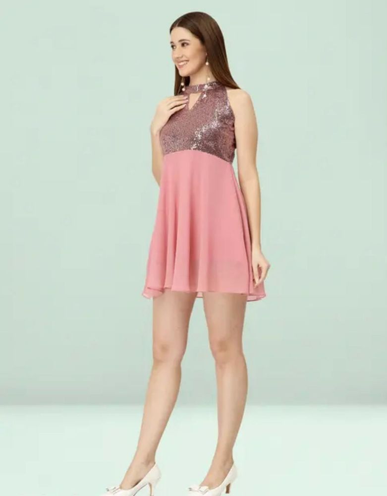 🌷🌙beautiful pink spearkly mini party wear dress�