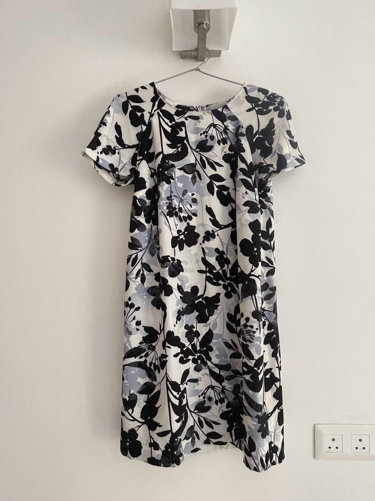 Marks &amp; Spencers Shift Dress