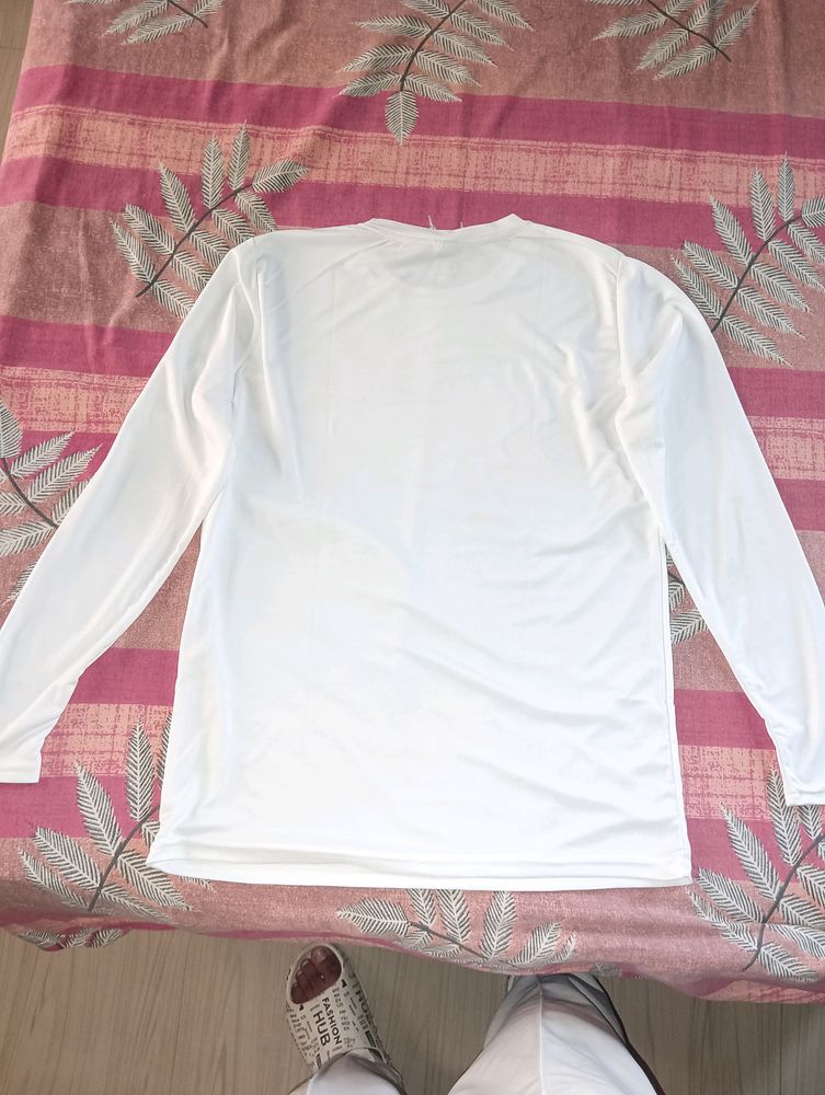 White T-shirt 😬