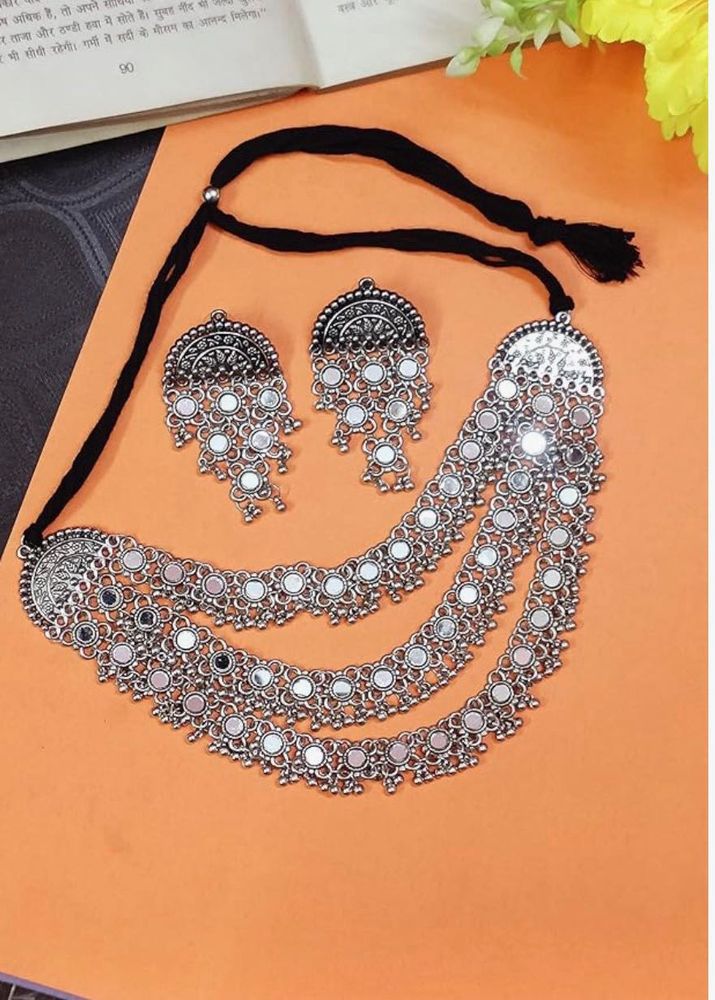 Mirror Detail Necklace Set no earings