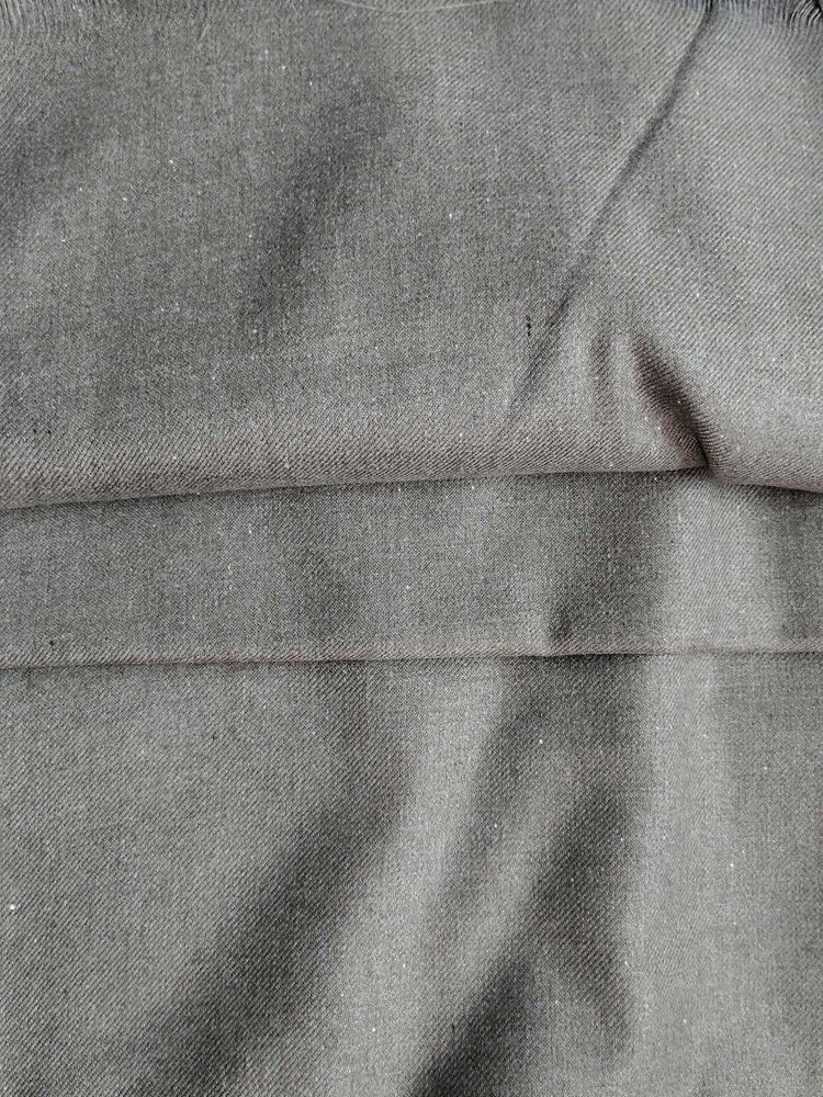 woollen shawl - lohi. new and unused.