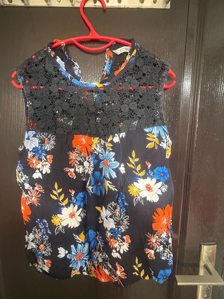 Floral Lace Top