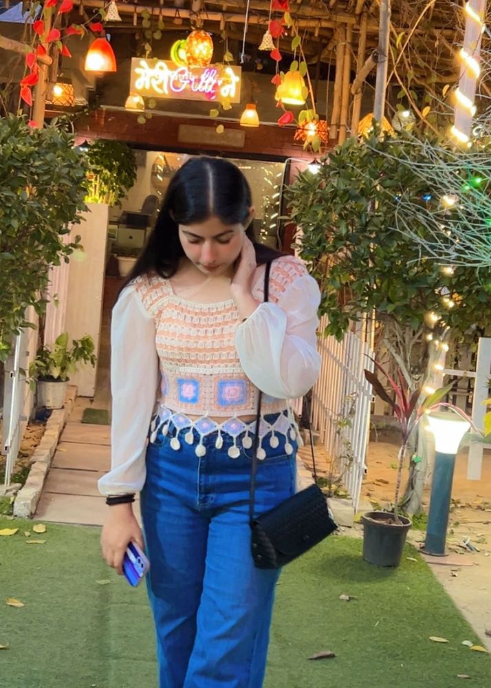 Crop top