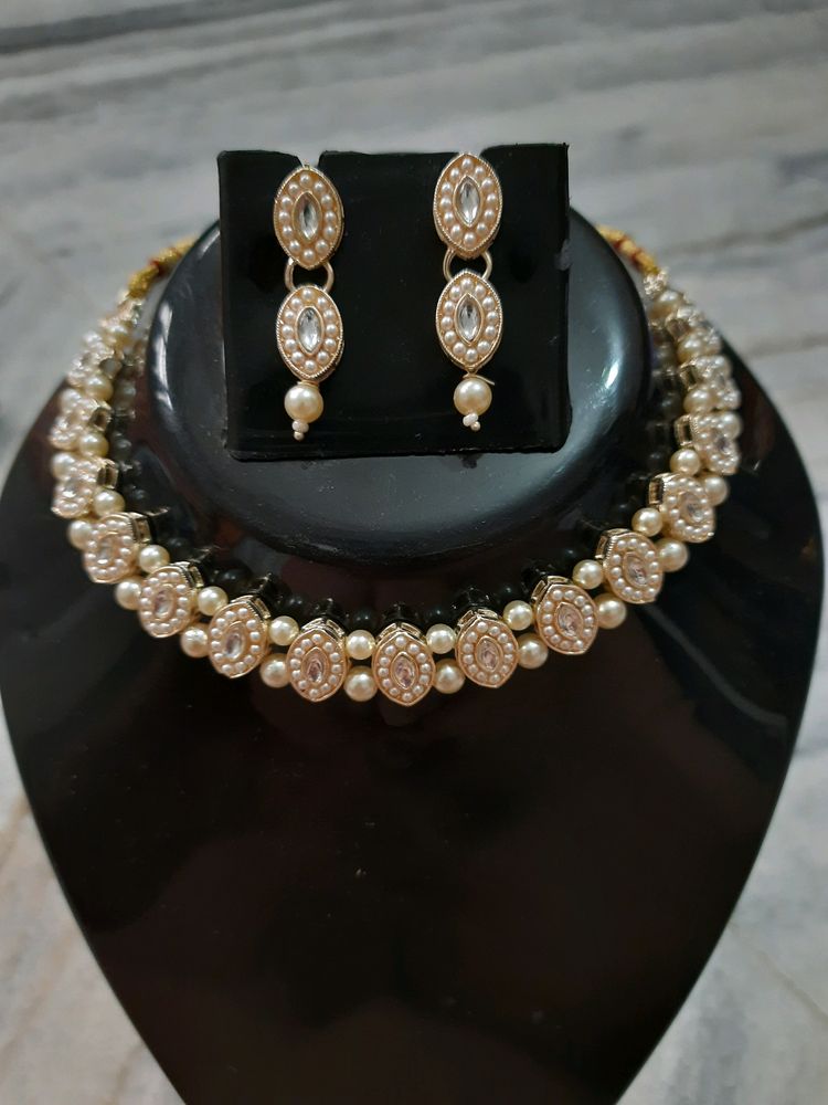 Unique Necklace Set