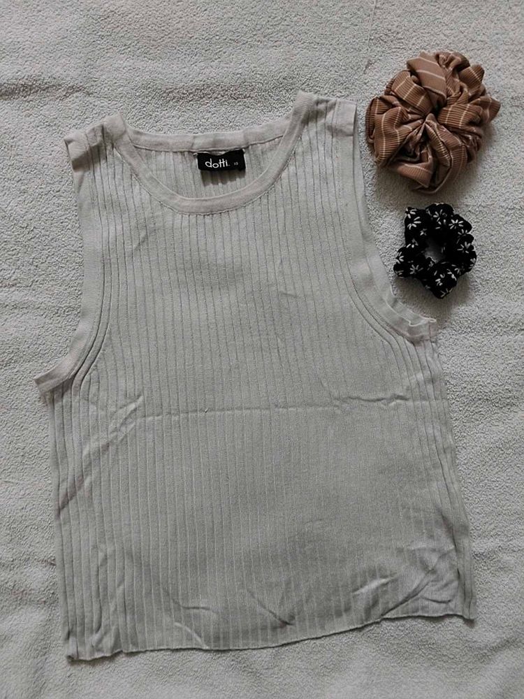 Sleeveless Top